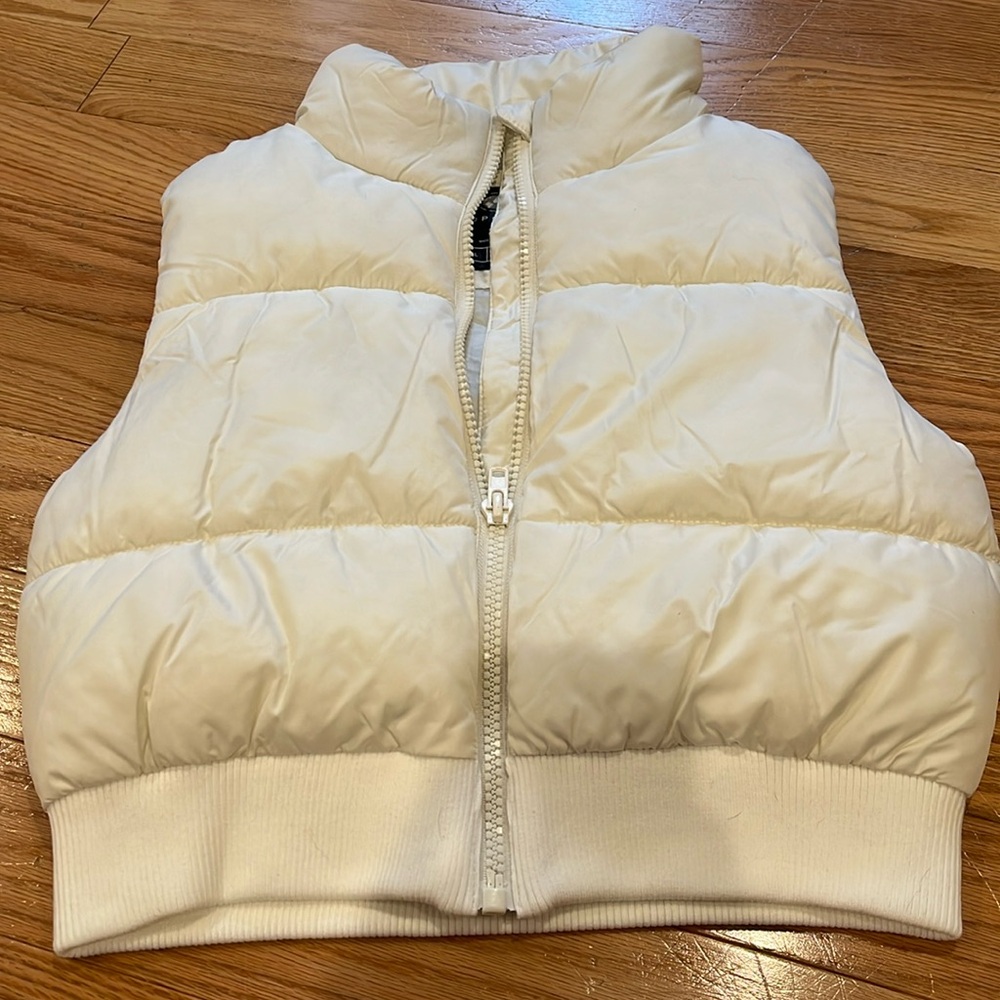 Aero Cream White Puffer Vest